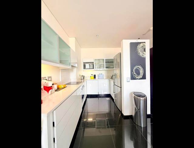 1 BEDROOM APARTMENT FOR SALE IN SANDTON CBD